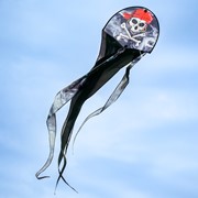 In the Breeze 22" Smokin' Pirate Dancing Dragon Kite 3353 View 2