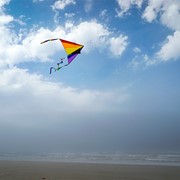In the Breeze Rainbow 7' Delta Combo Kite 3087 View 3