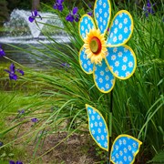 In the Breeze 16" Daisy Sunflower with Leaves 2649 View 3