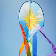 In the Breeze 22" Sun & Rainbow Dancing Dragon Kite 3351 View 3