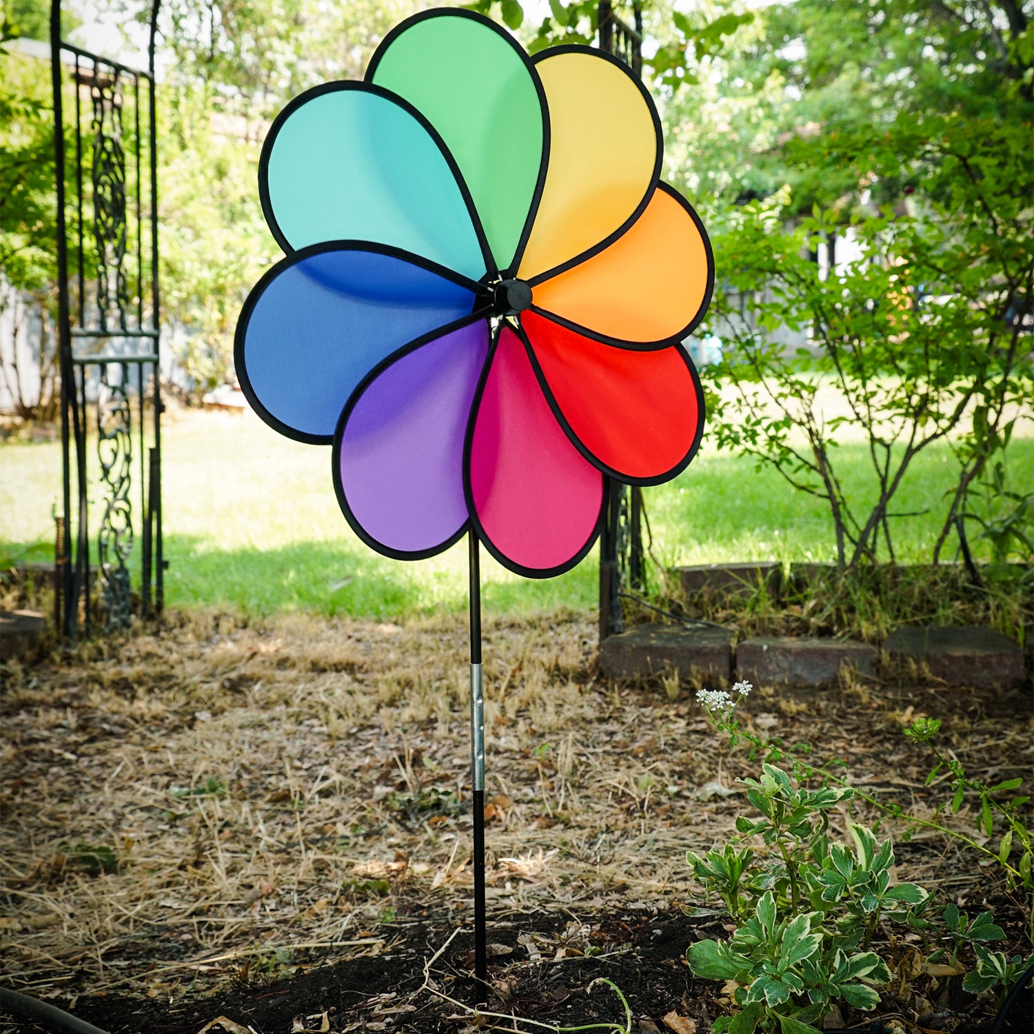 Rainbow Dazy Petal Spinner | In the Breeze | Wholesale Garden
