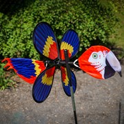 In the Breeze Pivoting Parrot Bird Spinner 2615 View 4
